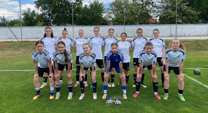 DVSC-DEAC: Huszonhárom gólt szerezve győzött a debreceni csapat