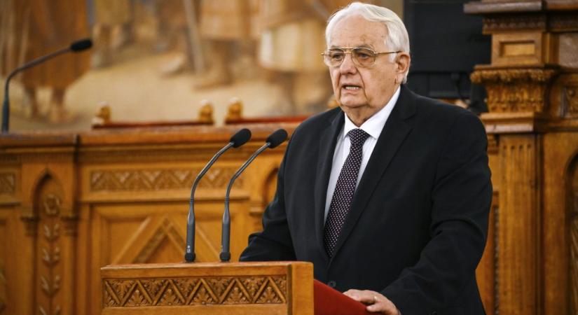 Dr. Latorcai János: Az Országgyűlés kötelessége, hogy a túlnyomó jobboldali többség hangját meghallva építse Szent István örökségét
