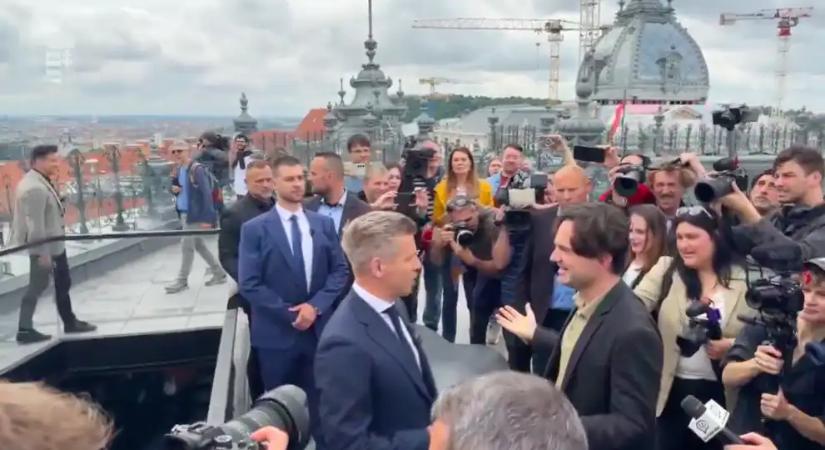 Havasi Bertalan feljelentette Magyar Pétert, a miniszterelnök perceken belül kommentben reagált
