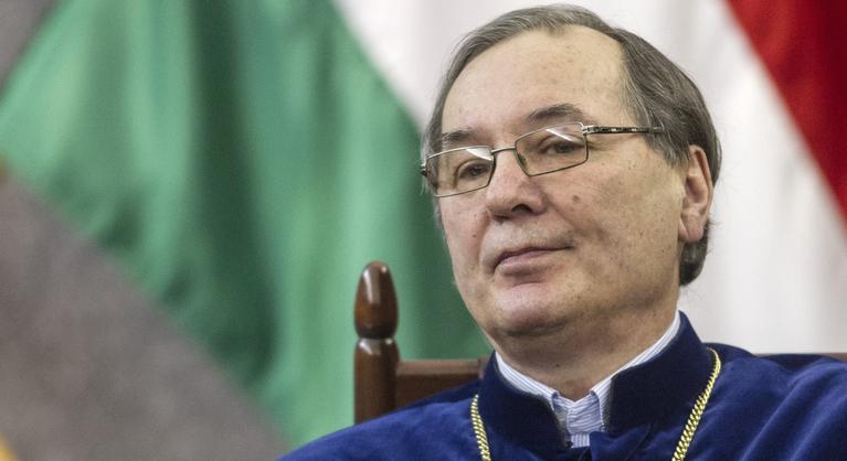 Pokol Béla lemondásra szólította fel Magyar Pétert, és kiderült, hogy nem olvas Indexet