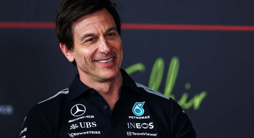 Wolff: Most kell reagálnia a Mercedesnek a riválisokra