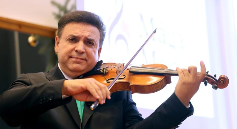 Mága Zoltán elismerte, hogy diplomata-útlevéllel rendelkezik
