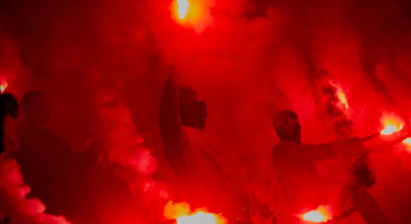 Ezzel az üzenettel zárták a szezont a debreceni ultrák