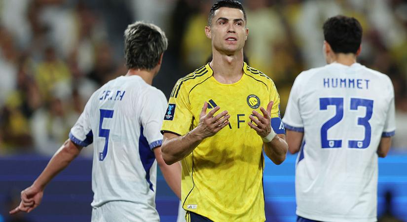 Cristiano Ronaldo újabb döntőt bukott el, sírva fakadt a kispadon – videó