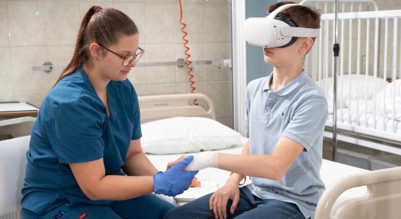 A debreceni gyermekklinikán is elindul a VR-alapú fájdalomkezelés