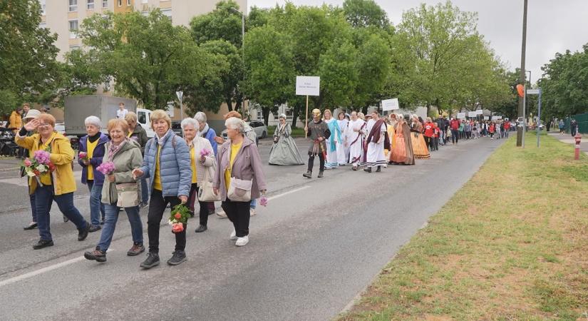 Az időjárás sem rettentette el a város napjára látogatókat
