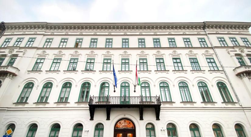 A szakértői kamara szerint ellehetetlenítette őket a Tuzson-féle igazságügyi tárca