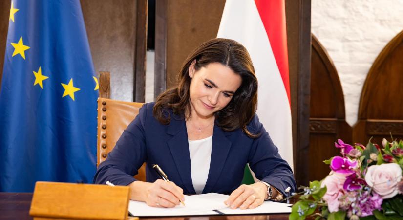 Nyilvánosságra hozzák a kegyelmi ügy dossziéját