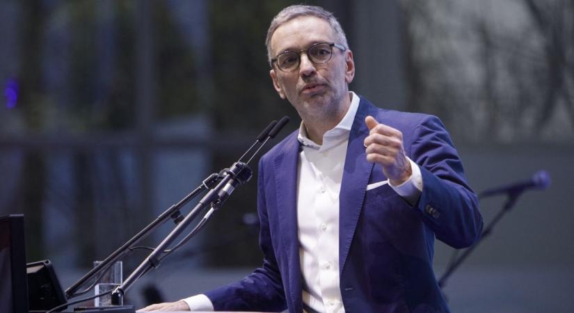 Rekordtámogatottságon az Osztrák Szabadságpárt és Herbert Kickl