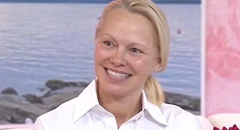 Hát erre tényleg nem számított senki, Tom Cruise és Pamela Anderson között alakul valami