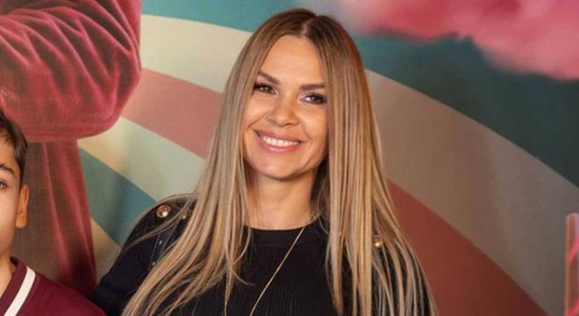 A 42 éves Dundika lovaglós szettben olyan elegáns, mint Katalin hercegné: így ritkán látni