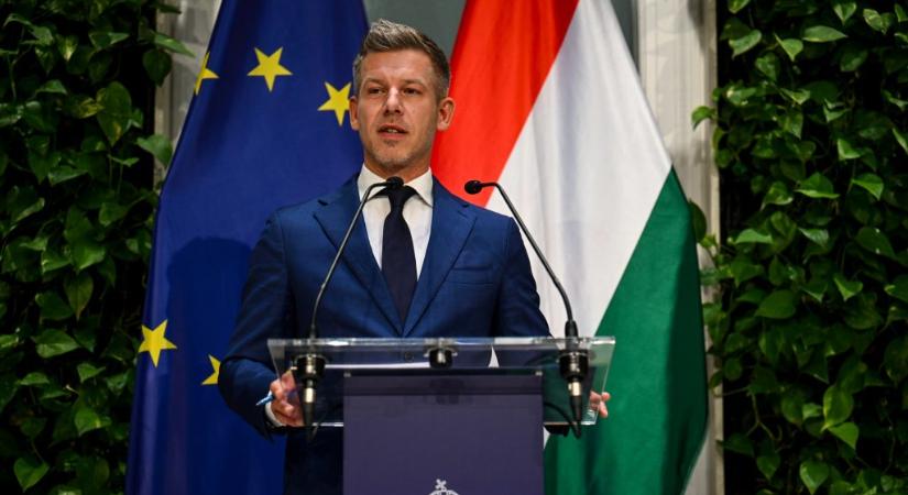 Nem minden helyettes államtitkárnak kell lemondania az illetményéről