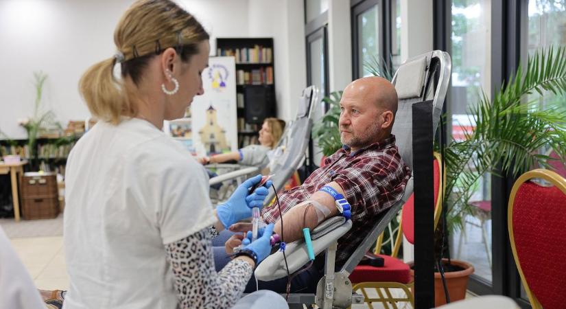 Pünkösdi véradást tartottak Egerben – ezt kapták a segítők cserébe