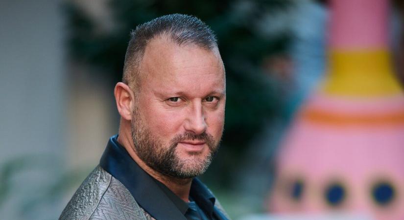 Nagy Alekosz párkapcsolati tanácsadó lett, és szerinte aki egyszer kipróbálja, „egy életen át visszajár” hozzá