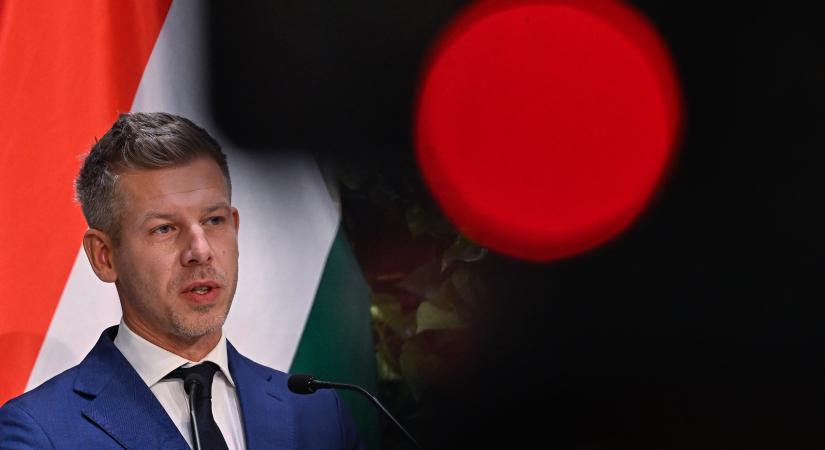 Mi lesz a nőkkel, a Covid-károsultakkal vagy épp a migránsokkal? Magyar Pétertől vár választ a parlament