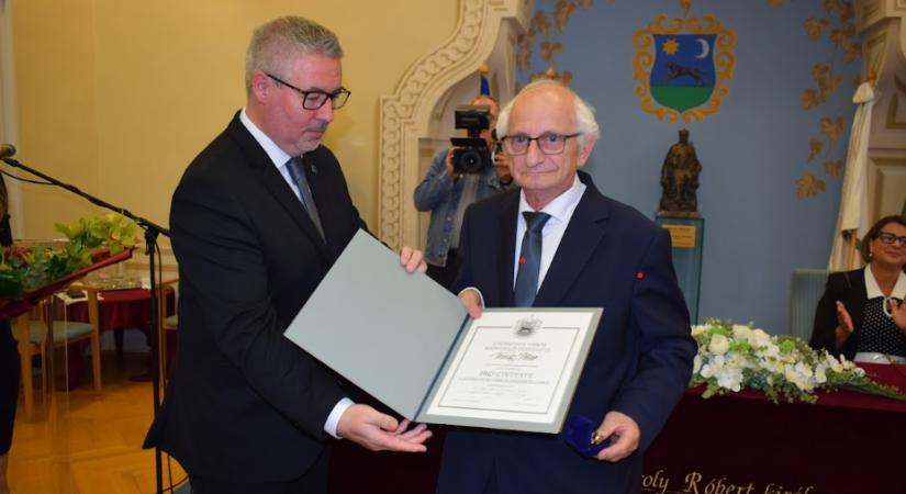 Gyöngyös város díszpolgára lett Weisz Péter