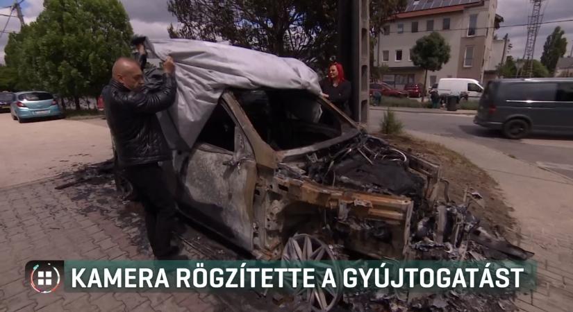 Kamerán a gyújtogatás: pillanatok alatt porig égett a 25 milliós autó Érden