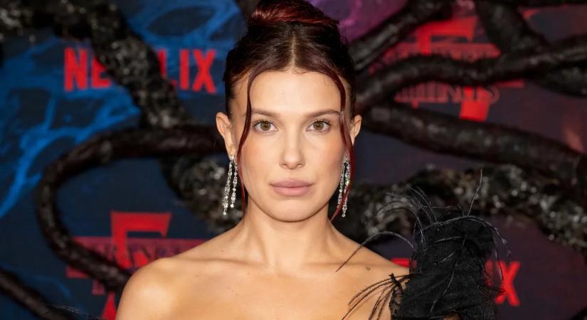 Bikiniben mutatta meg magát a Stranger Things szépsége, ezt látni kell