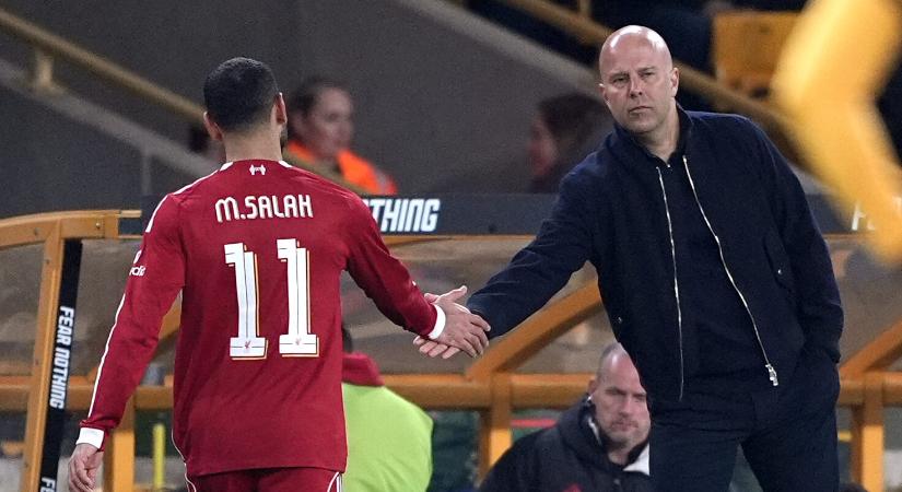Carragher szerint Slotnak csak egy szempontot kell figyelembe vennie Szalah vasárnapi játéka kapcsán