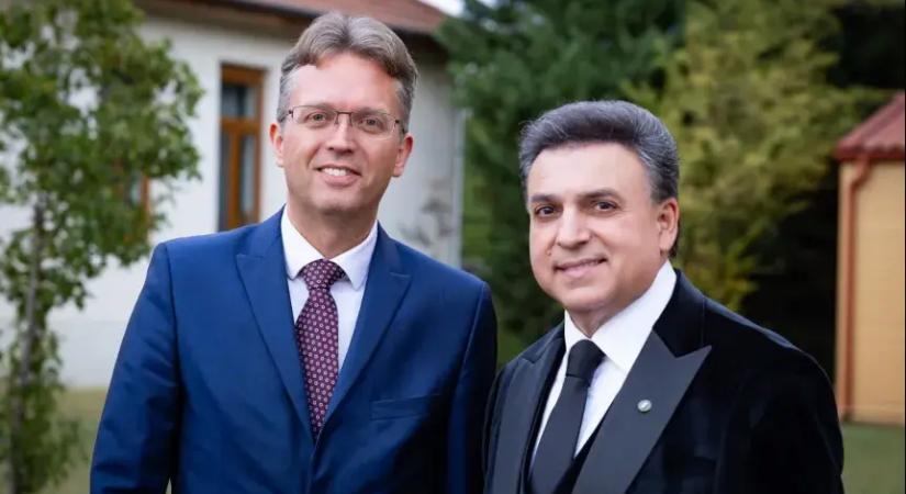 A Fidesz kampányára kért pénzt Mága Zoltán, Hankó Balázs meg is dobta egy újabb 500 millióval
