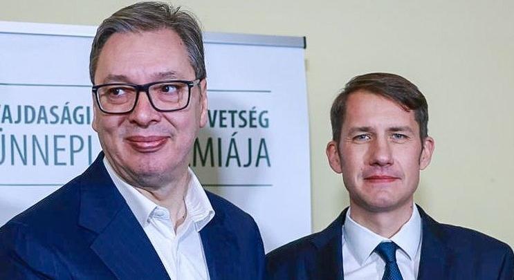 „Ha a vajdasági magyar közösség kitart a szerb rezsim mellett, eleshet a magyarországi támogatásoktól”
