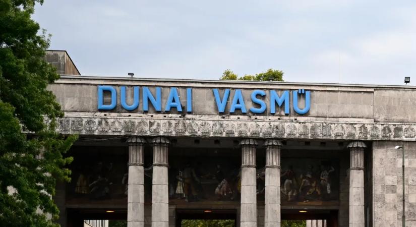 A kormány meghosszabbítaná a Dunaferr havi egymilliárdos szerződését