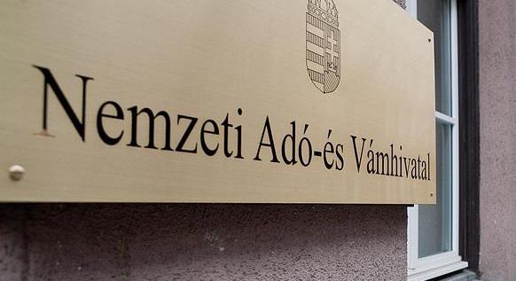 NAV: még több százezren nem rendelkeztek adójuk 1 plusz 1 százalékáról