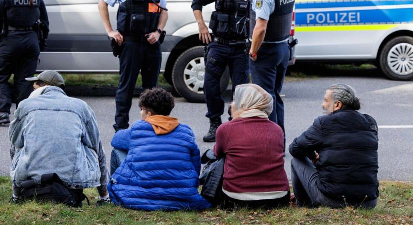 Nincs vége: újabb migránsáradatra számítanak a németek
