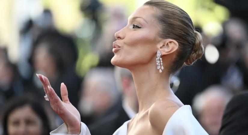 A nap cicije: áttetsző felsőben mutogatta mellbimbóját Bella Hadid