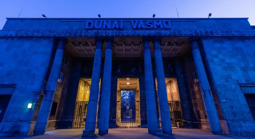 Tovább tartaná lélegeztetőgépen a Dunaferrt a kormány
