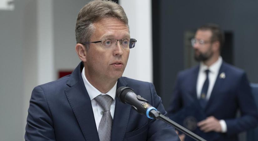Tarr Zoltán azonnali hatállyal felfüggesztette a Hankó-féle pénzszórásért felelős főigazgatót