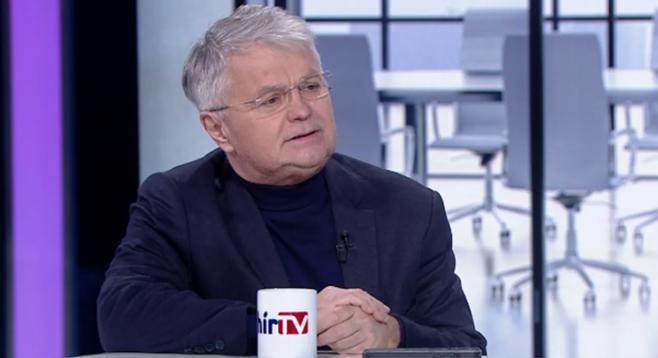 A titkosszolgálatok adták az aktákat a Fidesz lejárató sajtójának