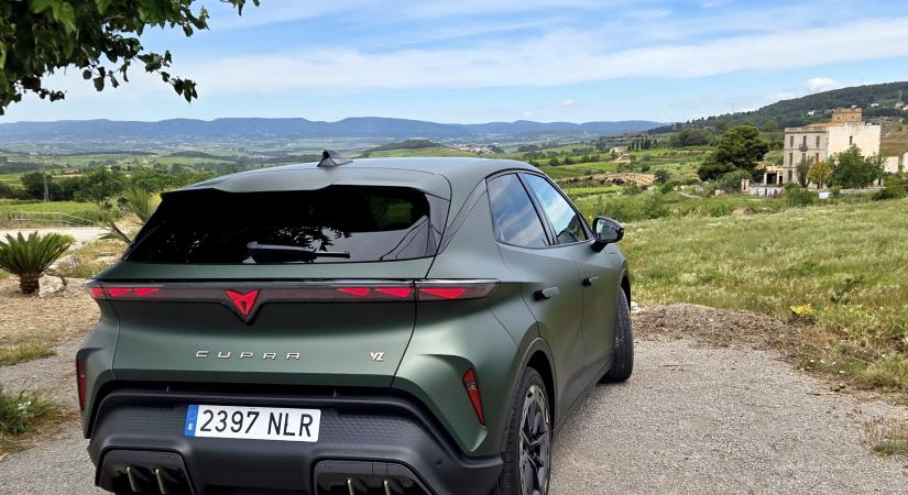 Villámteszt: CUPRA Raval – megéri a pénzét?