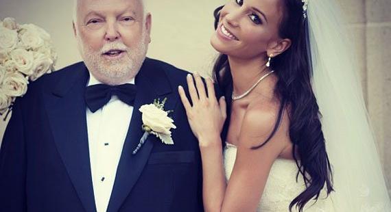 Nem érdekből választotta Andy Vajnát Vajna Timi