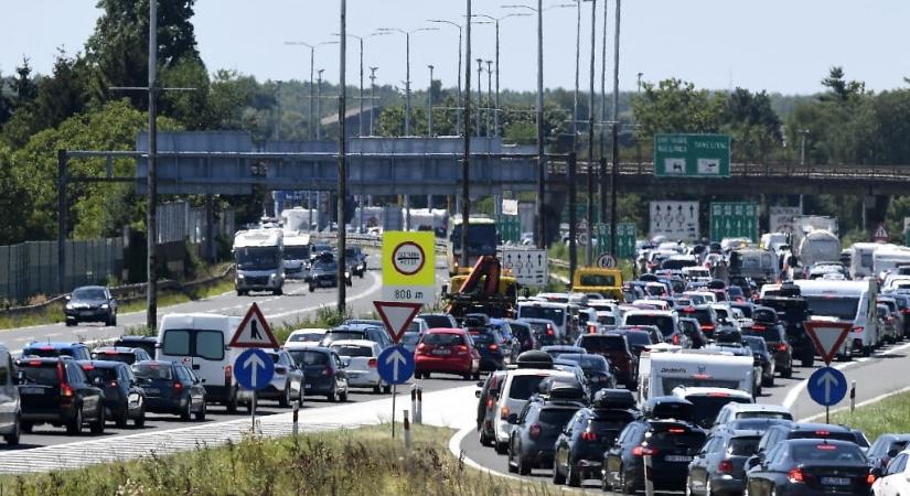 Fellélegezhetnek a magyar autósok is: hatalmas beruházással csökkentenék a nyári dugókat a horvátok