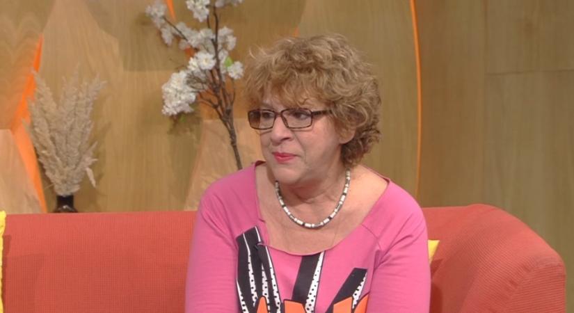 Bach Szilvia nyugdíjas lett, szakmát váltott: ebből él most a humorista