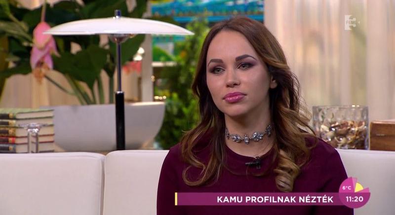 A pornószínésznőként elhíresült Sáfrány Emese festőművész lenne