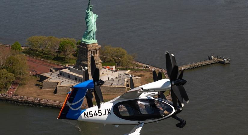 A Toyota partnerének elektromos légi taxija New York fölött repül