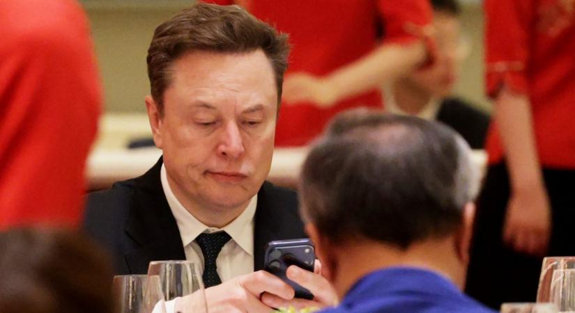 Elon Musk elbukta az OpenAI ellen indított pert