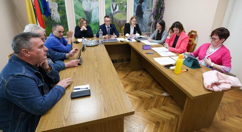 Itt már biztosan új választás lesz! Pártpolitika robbantotta fel a zalai település testületét (galéria, videó)
