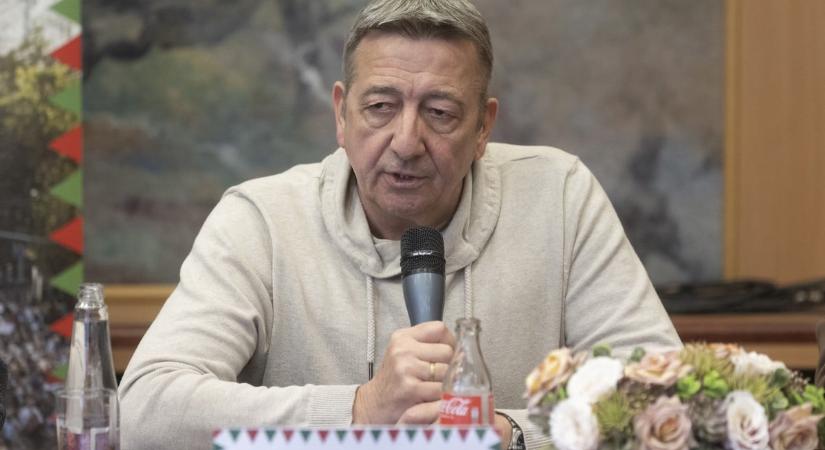 Bayer Zsolt: Ne tagadjuk, padlón vagyunk