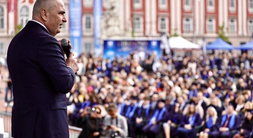 Bolojan már a 2030-as elnökválasztási kampányára készül?