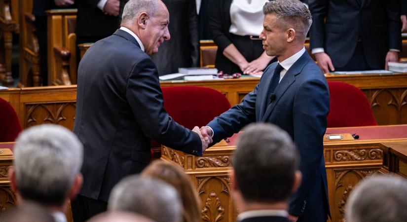Állítólag nem áll távol Sulyok Tamástól a lemondás gondolata