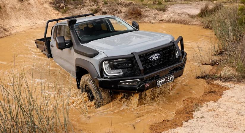 Hét új típussal próbál kimászni a gödörből a Ford