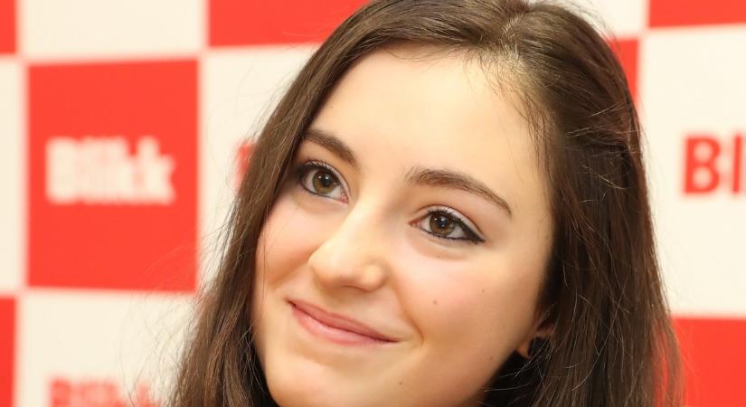 Megrázó videó került ki Varga Miklós lányáról: a földön fekve, zokogva omlott össze Vivien