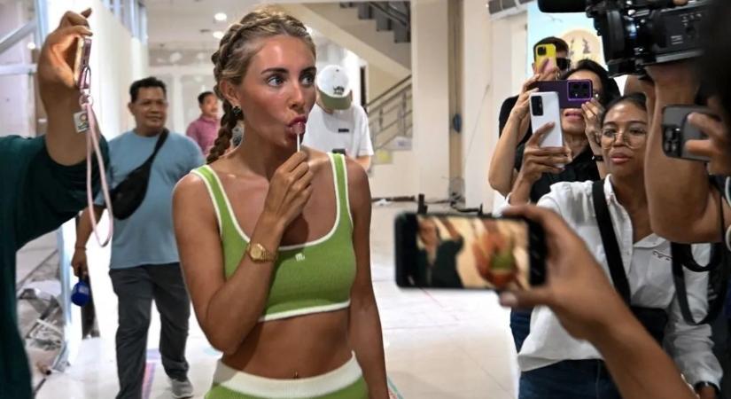 Itt az újabb Bonnie Blue botrány, elképesztő képet posztolt a világrekorder pornós