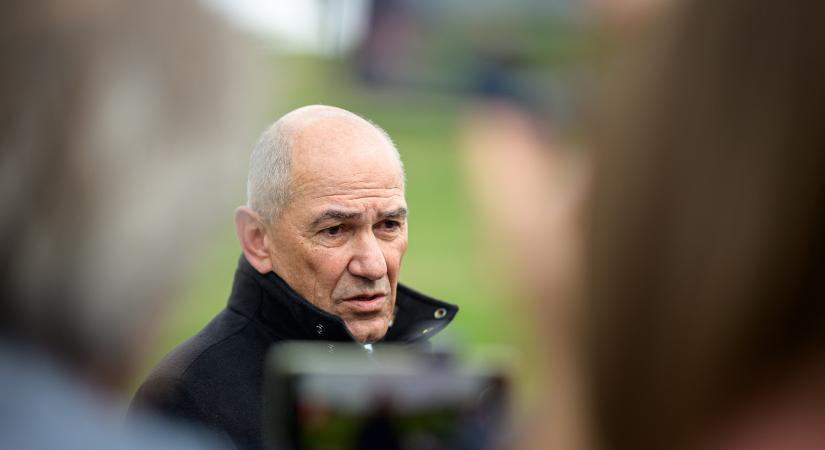 Janez Jansa bevállalta a Moszkva-párti szélsőjobbot, hogy negyedjére is miniszterelnök lehessen