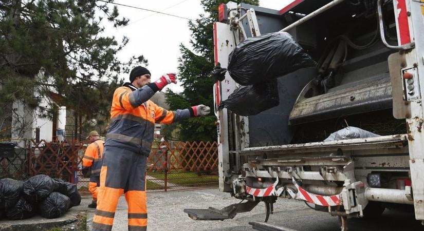 Így viszik a szemetet a pünkösdi hosszú hétvégén Komárom-Esztergomban