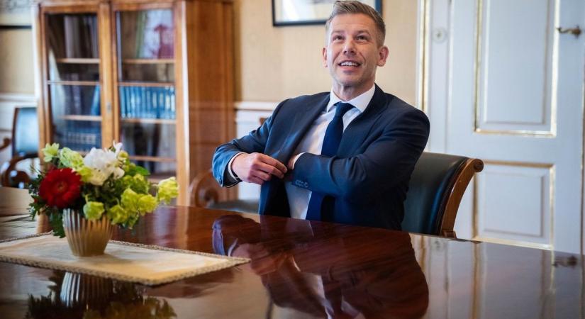 Magyar Péter nagy terve: Lengyelországban figyelmeztetik, Ausztriában támogatják a magyarokat