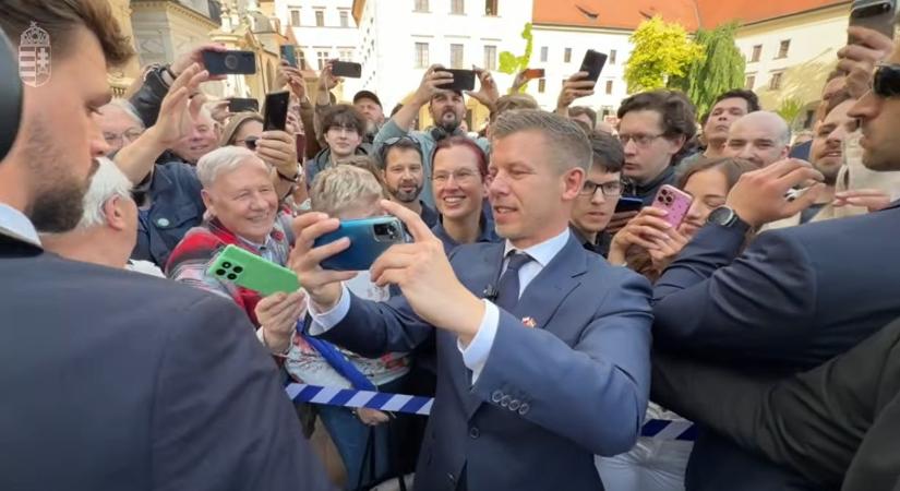 A visegrádi együttműködés fontosságáról beszélt Magyar Péter Lengyelországban